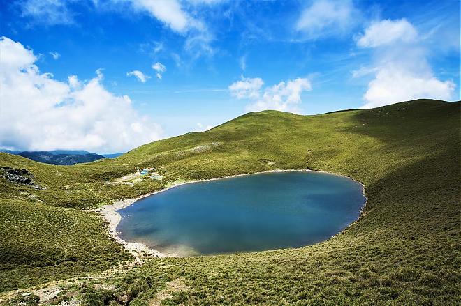 天使的眼淚 台東秘境嘉明湖行程 三日 四日 小包團專案 Tripbaa趣吧 戶外探索 在地體驗 自由行專家 Tripbaa Com